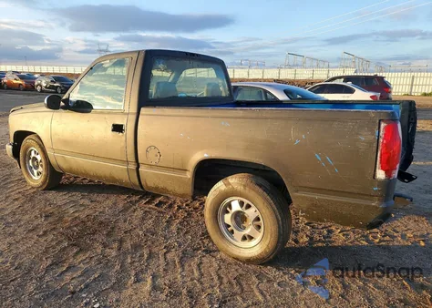 1998 GMC Sierra C1500 from USA, damaged, VIN 1GTEC14M1WZ532818